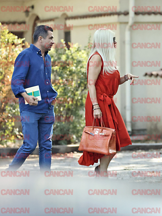 Elena Udrea a ieșit  la întâlnire cu finul său. Foto: CANCAN.RO