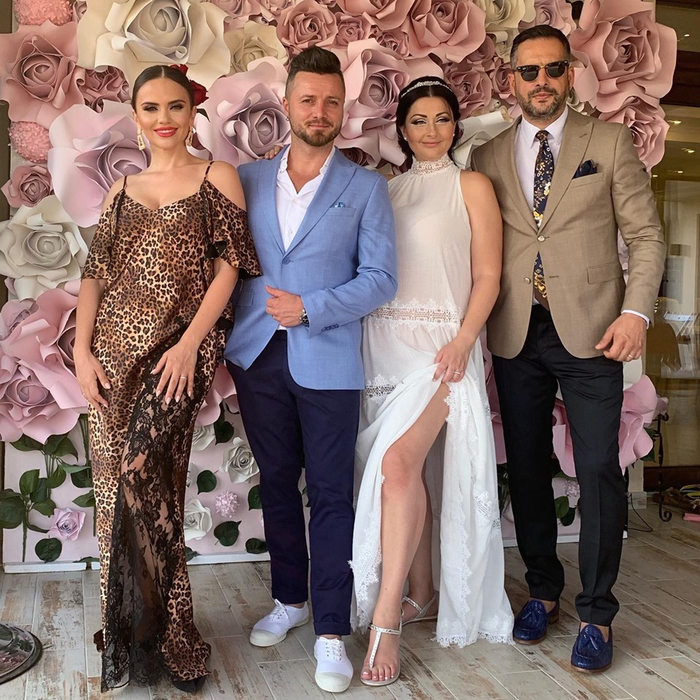 Gabriela Cristea a surprins și cu a doua rochie de mireasă! A îmbrăcat una transparentă și i s-a văzut lenjeria intimă