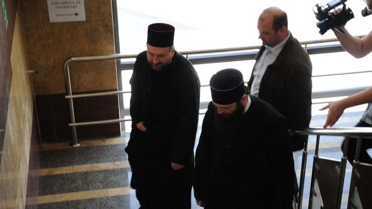 Fostul episcop Corneliu Onilă s-a spovedit judecătorilor Tribunalului Vaslui