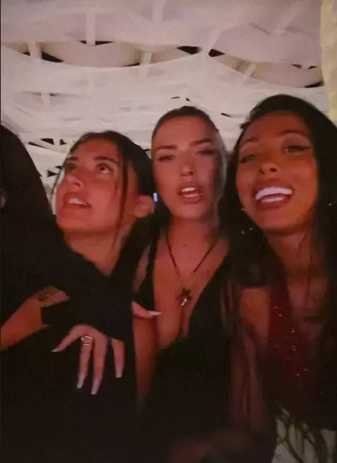 Cum a apărut Antonia la nunta unde a fost naș Smiley? Toate privirile s-au întors către ea