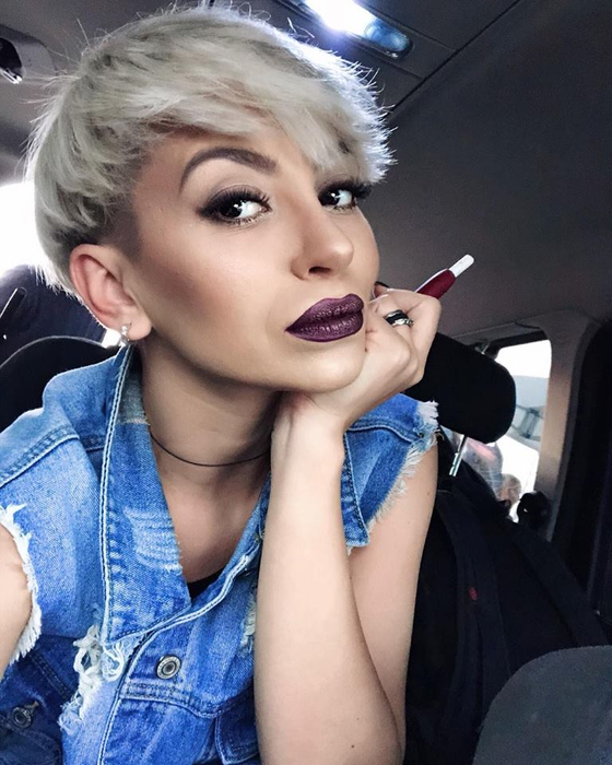 Giulia Anghelescu a ajuns la spital cu fiul său: ”Sperăm să ne revenim curând”