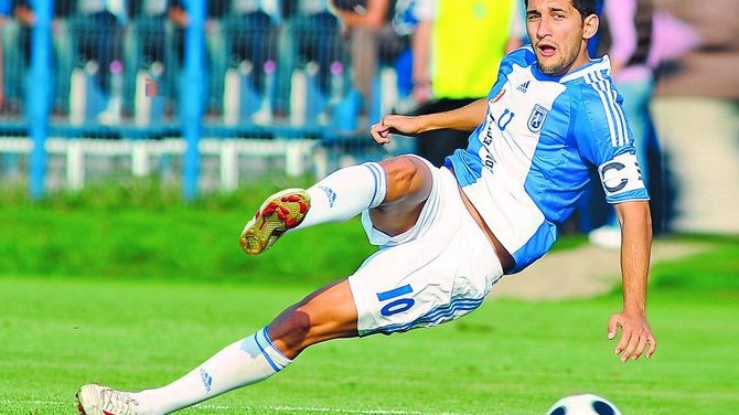 Florin Costea, la schimb cu Radut si Anghelov