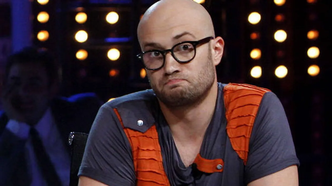 Mihai Bendeac, la 14 ani jumate! N-o sa-ti vina sa crezi cum arata pe atunci actorul! Ce mecla de tractorist aveai!