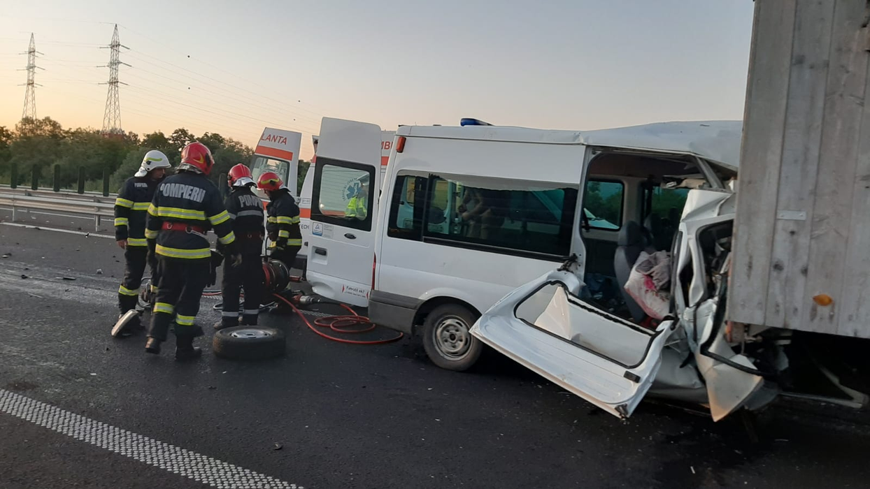 Tragedie pe A1. O mamă a murit, copiii și soțul, în stare gravă la spital