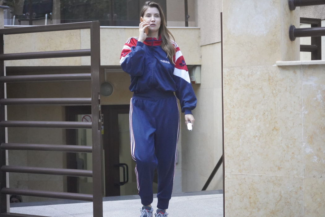 Iulia Albu nu se ferește de trening: "Ador piesele vintage, mai ales pe acest segment" (Foto: CANCAN.RO)
