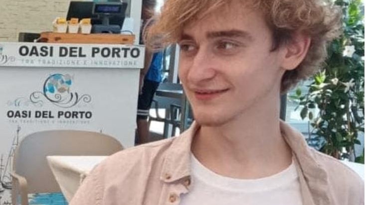 BREAKING | Cristian Bujor, de numai 20 de ani, a fost răpus de o boală incurabilă în doar 2 luni