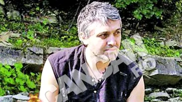 Rares Stoica si-a castigat existenta tragand voci pentru spoturi si promouri. Logodnicul Manuelei Harabor a visat la cariera lui Bebe Cotimanis