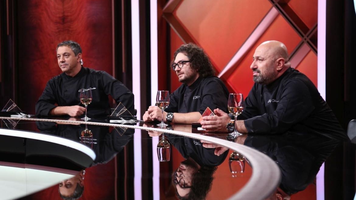 E balamuc mare la Chefi la Cuțite de la Antena 1, după ultimele ediții: „De ce se promovează o asemenea porcărie?”