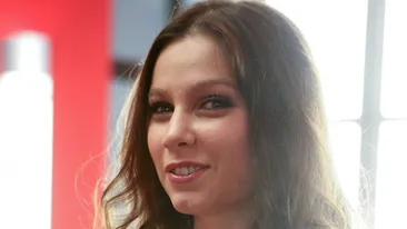 Vrei sa te relaxezi ca ea? Uite ce metoda inedita are Iuliana Luciu! Vedeta se rasfata inainte de Craciun