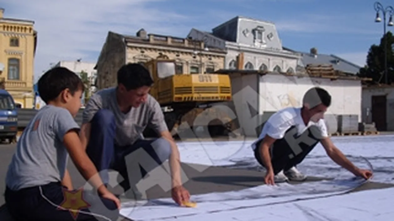 Un desen gigant, de 1.200 de metri patrati, a fost amplasat in Botosani