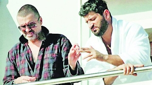 Cum si-a cucerit George Michael noul partener: la un joint pe balcon