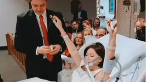 A murit la câteva ore după ce i-a spus "Da" bărbatului pe care îl iubea! Povestea sfâşietoare din spatele fotografiei