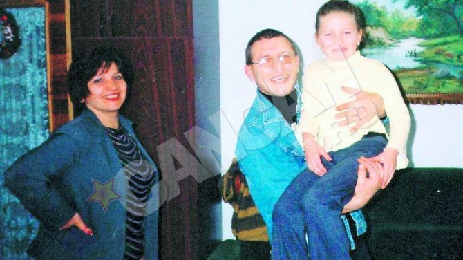 Nimeni nu vrea sa locuiasca in apartamentul groazei Casa familiei ucise in Mangalia nu se vinde nici cu slujbe!