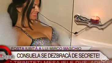 VIDEO Consuela, fosta iubita a lui Mirco Maschio, dezbracata in cada! Uite ce sexy e, acoperita de spuma!