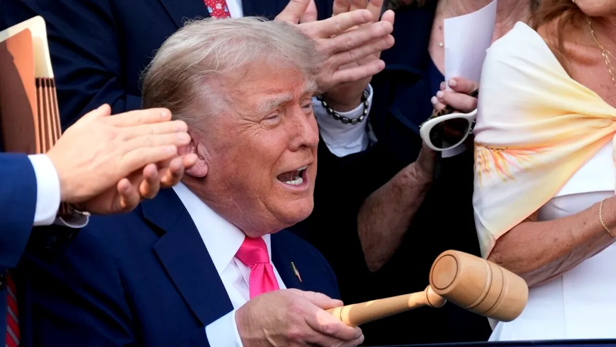 Donald Trump îl face praf pe Elon Musk după ultimul anunț: „A luat-o razna”