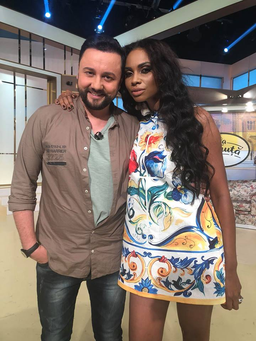 Laurette și-a pierdut motanul: „Vă rog din suflet să mi-l înapoiați”. Mulatra oferă o recompensă substanțială cui i-l aduce