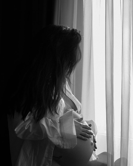 Fabulos! Cum arată abdomenul bloggeriței Ioana Grama la doar 12 zile după ce a născut