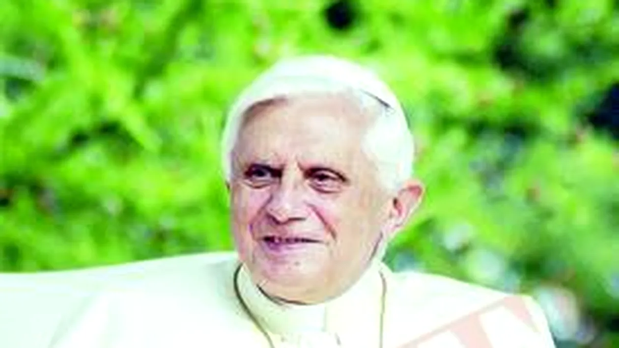 Papa Benedict al XVI-lea a vrut sa se faca zugrav