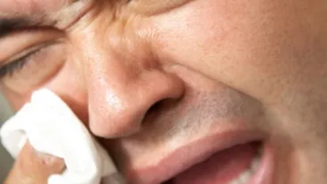 Un barbat a mers la doctor cu dureri de stomac si s-a intors... femeie. Suna a banc, dar s-a intamplat in China