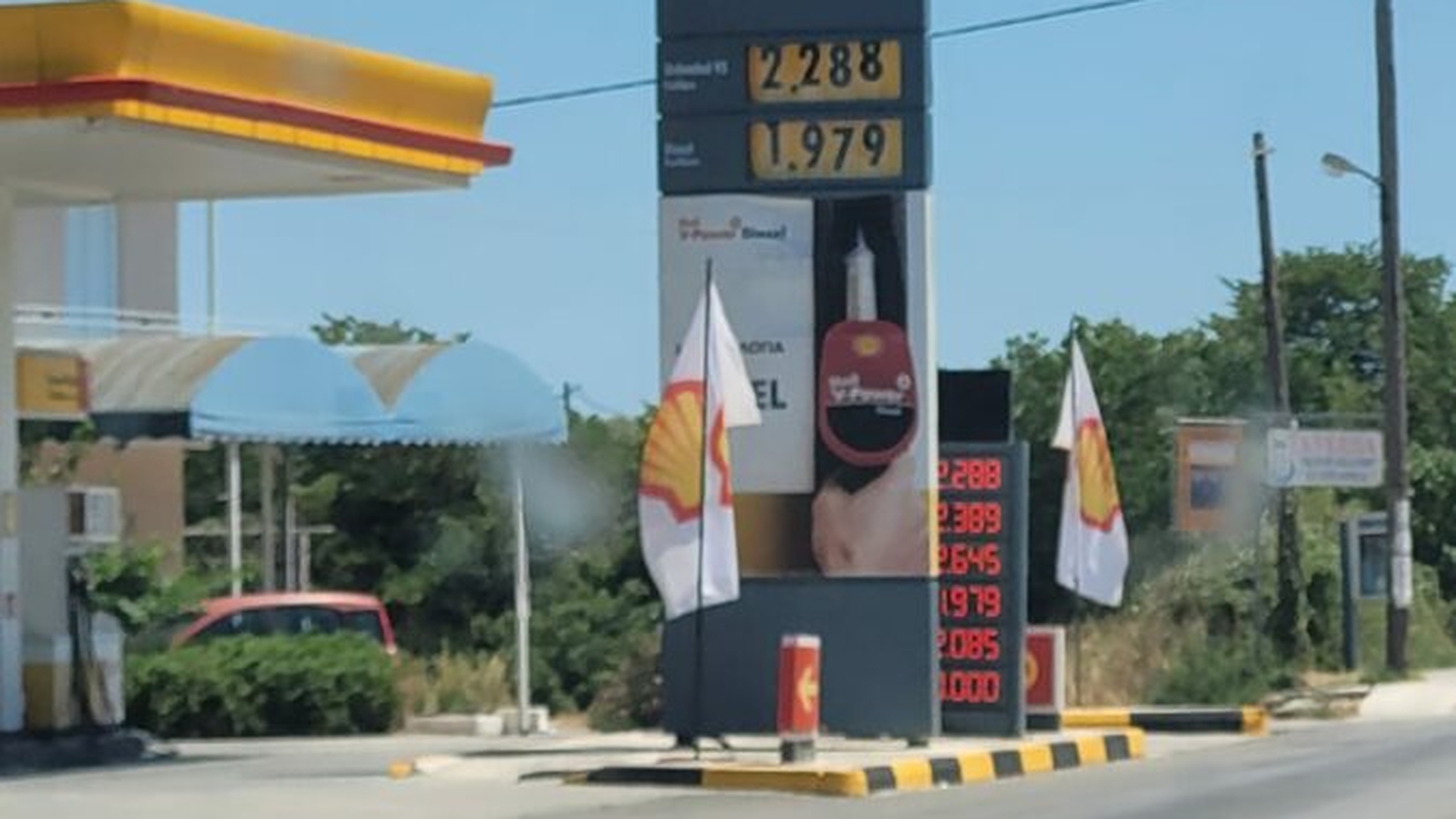 Ce preţ are litrul de motorină în Lefkada? Cât dai pe un plin de benzină, în Grecia