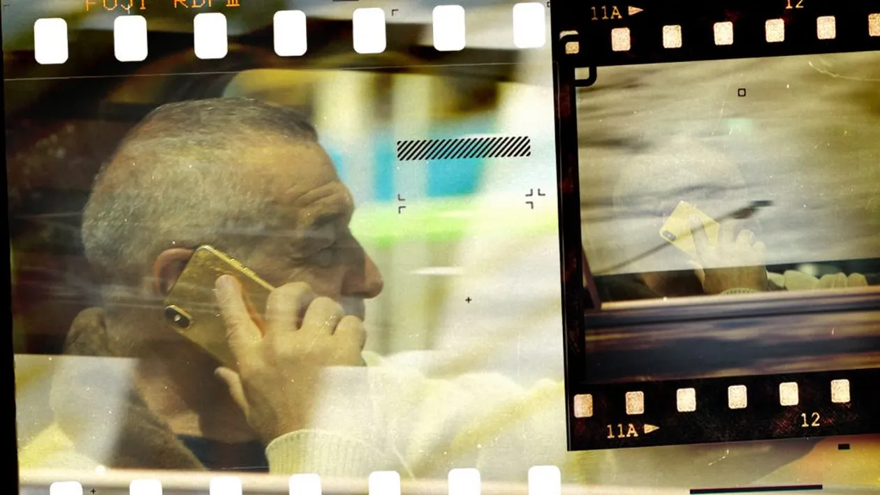 Gigi Becali și-a luat iPhone XS îmbrăcat în aur 24K. Cât l-a costat noua “jucărie”