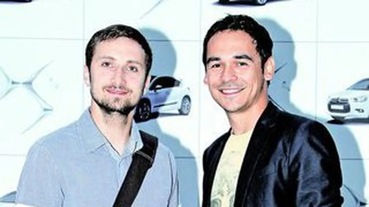 Razvan Simion isi vede copiii dupa un program bine stabilit. Si-a parasit caminul conjugal