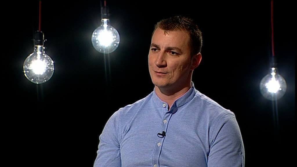 Marian Godină a șters postarea despre fetița bolnavă care avea nevoie de ajutor! Ce telefon a primit de la tatăl ei
