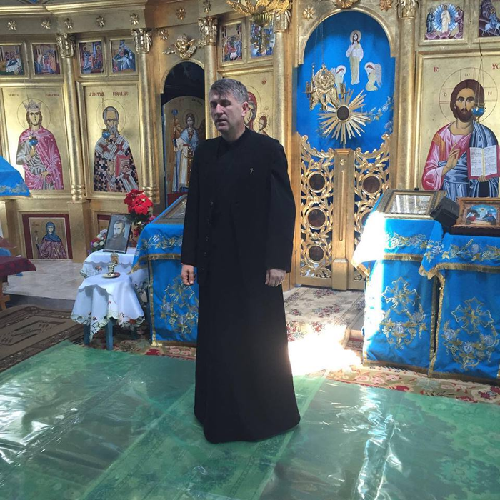 Preotul Pomohaci a reuşit să stârnească un adevărat scandal, după replica pe care i-a dat-o Biancăi Drăguşanu