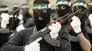 A vrut să intre în contact cu Al-Qaida! E tânără şi colaborează cu teroriştii