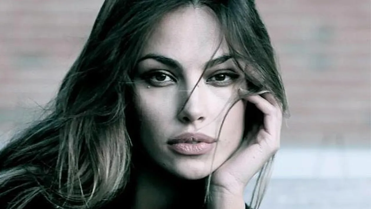 Mădălina Ghenea a făcut un anunţ incedibil! Iubita lui Gerard Butler a mărturisit că este mamă: Am deja un copil