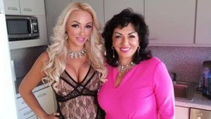 Carmen Harra vrea operaţie estetică, dar îşi aminteşte cum a fugit din spital: ”M-am internat să-mi tai nasul!”