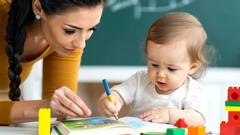 Calcul complet. Cât te costă în 2026 să crești un copil în primul an de viață, în România