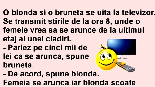 BANC | O blondă și o brunetă se uită la televizor