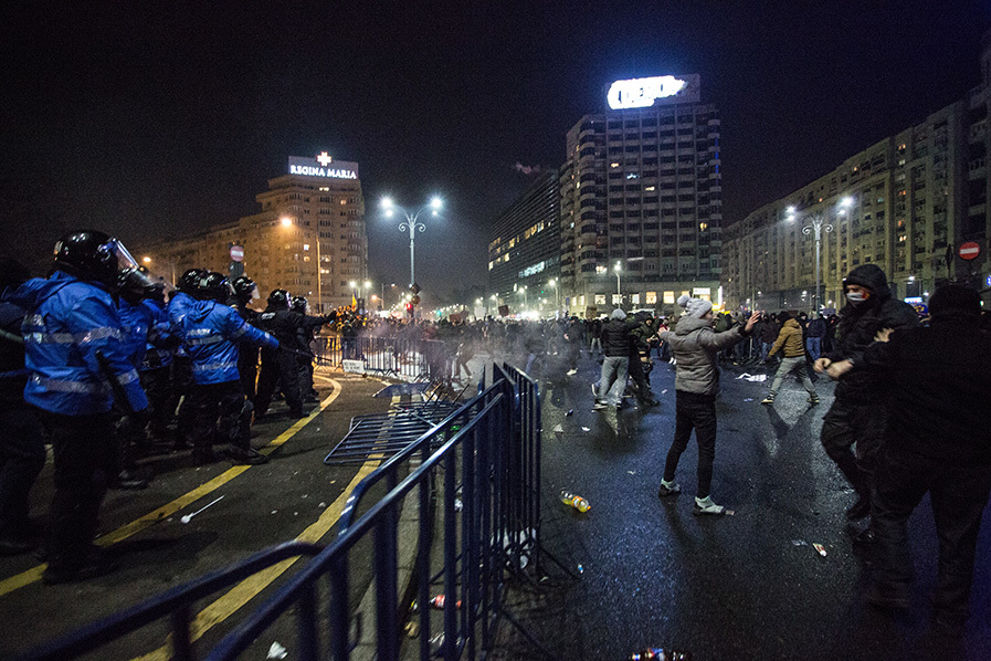 Anuntul procurorilor după incidentele din Piata Victoriei