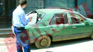 Atacati cu pietre de ultrasi, in centrul istoric