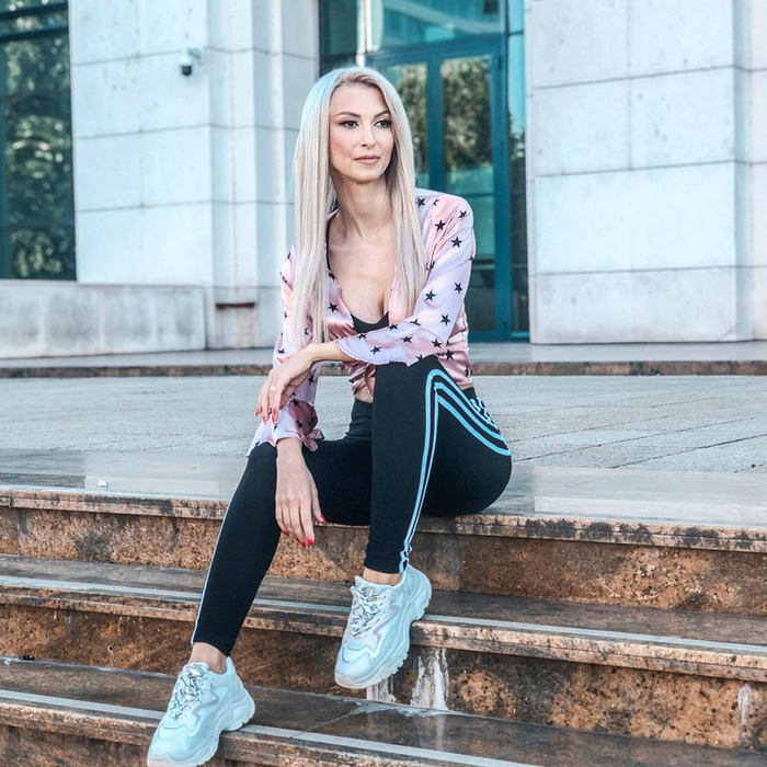 Andreea Bălan, amenințată cu moartea: ”Hai să o stropim cu benzină și să îi dăm foc”