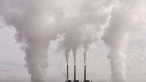 Ce ar urma să fie construite, în București, în plin scandal legat de poluarea record? Activist: "Pot crea probleme şi prin mirosul neplăcut"