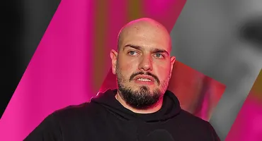 BRomania a trecut prin clipe de groază, alături de tovarășul lui: “Am dormit 10 ore pe bancă, în Chișinău!”