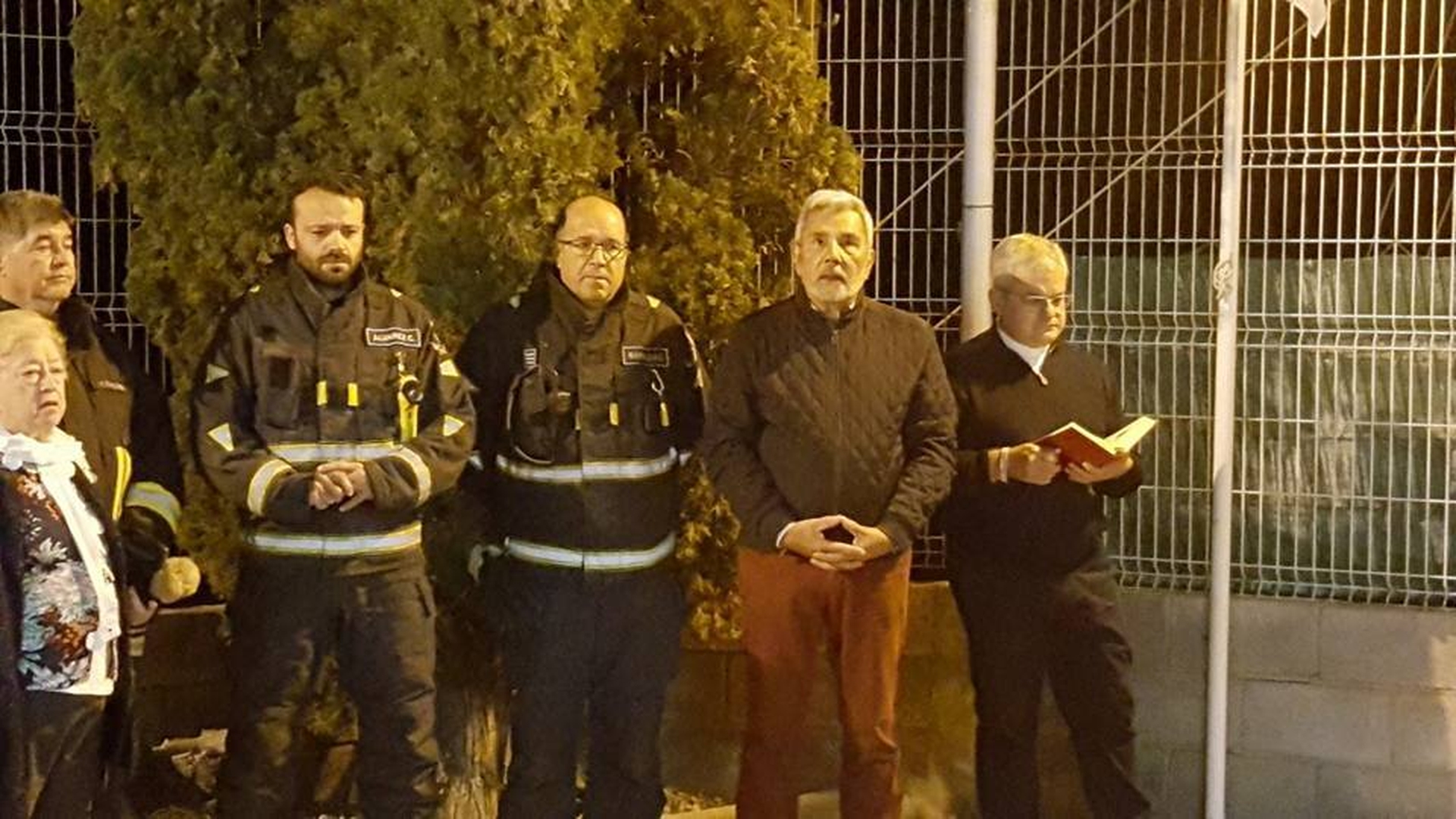 Pompierii voluntari din Spania, moment de reculegere pentru Tony Cârcu. "Cinste şi onoare pentru..."