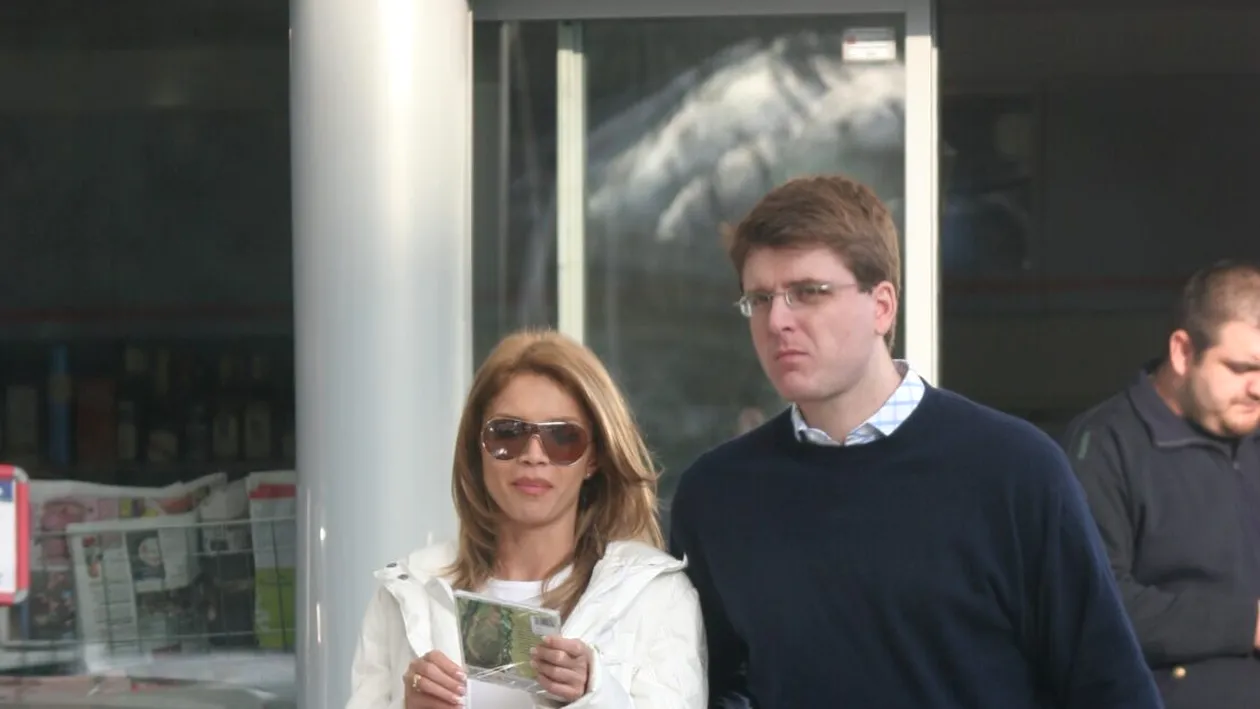 Cum a schimbat Regina R&B palatul pe benzinărie. De la Prințul Țiganilor la Lordul de rafinărie: o iubire imposibilă, cu CD, plinul făcut și suflete pe drumuri diferite