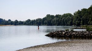 Un băiat de 14 ani s-a înecat în Dunăre! Adolescentul era la scăldat cu prietenii