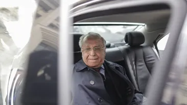 Starea lui Ion Iliescu nu s-a ameliorat. Medicii au publicat buletinul medical: „Slăbiciune marcată”