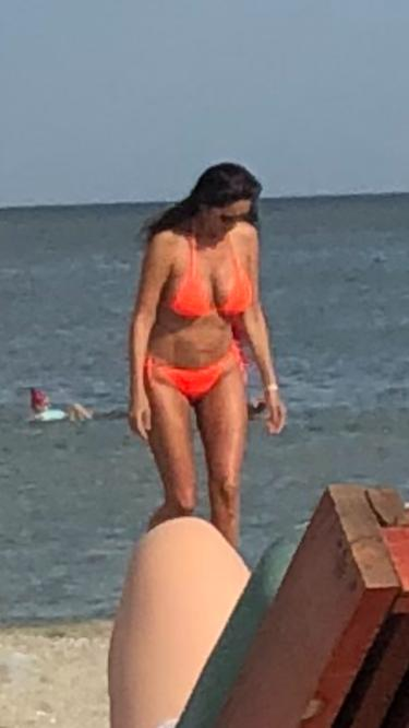 Cristina Spătar, pe plaja din Mamaia
