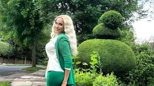 Ce scrie presa din Marea Britanie despre Rocsana Marcu. Cu ce se ocupă în prezent fosta prezentatoare TV