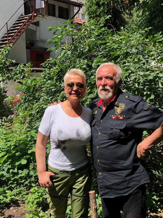 După ce a slăbit 25 de kilograme, Monica Anghel are curaj să pozeze și nemachiată: „Tu ești?” Are un look nou