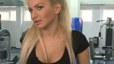 Viespea Lui Ogică s-a împăcat cu părinţii ei, care îi acuzau bărbatul că o obligă să facă videochat!