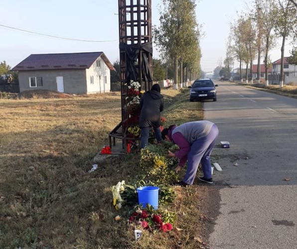 Accident Ialomița. Scene cutremurătoare la morgă, după ce trupurile victimelor au fost luate de rude. 15 copii au rămas orfani de mamă