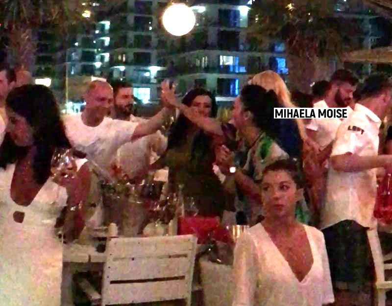 Mihaela Moise a bătut palma cu un tânăr aflat la Loft