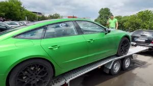 Selly, implicat în patru accidente într-o singură zi! Dezvăluirile făcute de vlogger: ”Mașina a fost dusă cu platforma”