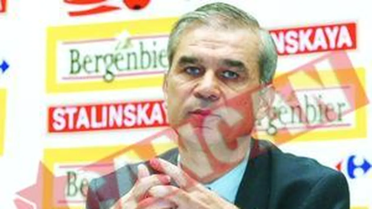 Iordanescu isi doneaza salariul orfanilor